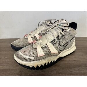 Nike Kyrie 7 Pale Ivory Chlorine Blue Black CZ0141-100 sneaker shoe Men's Size 9